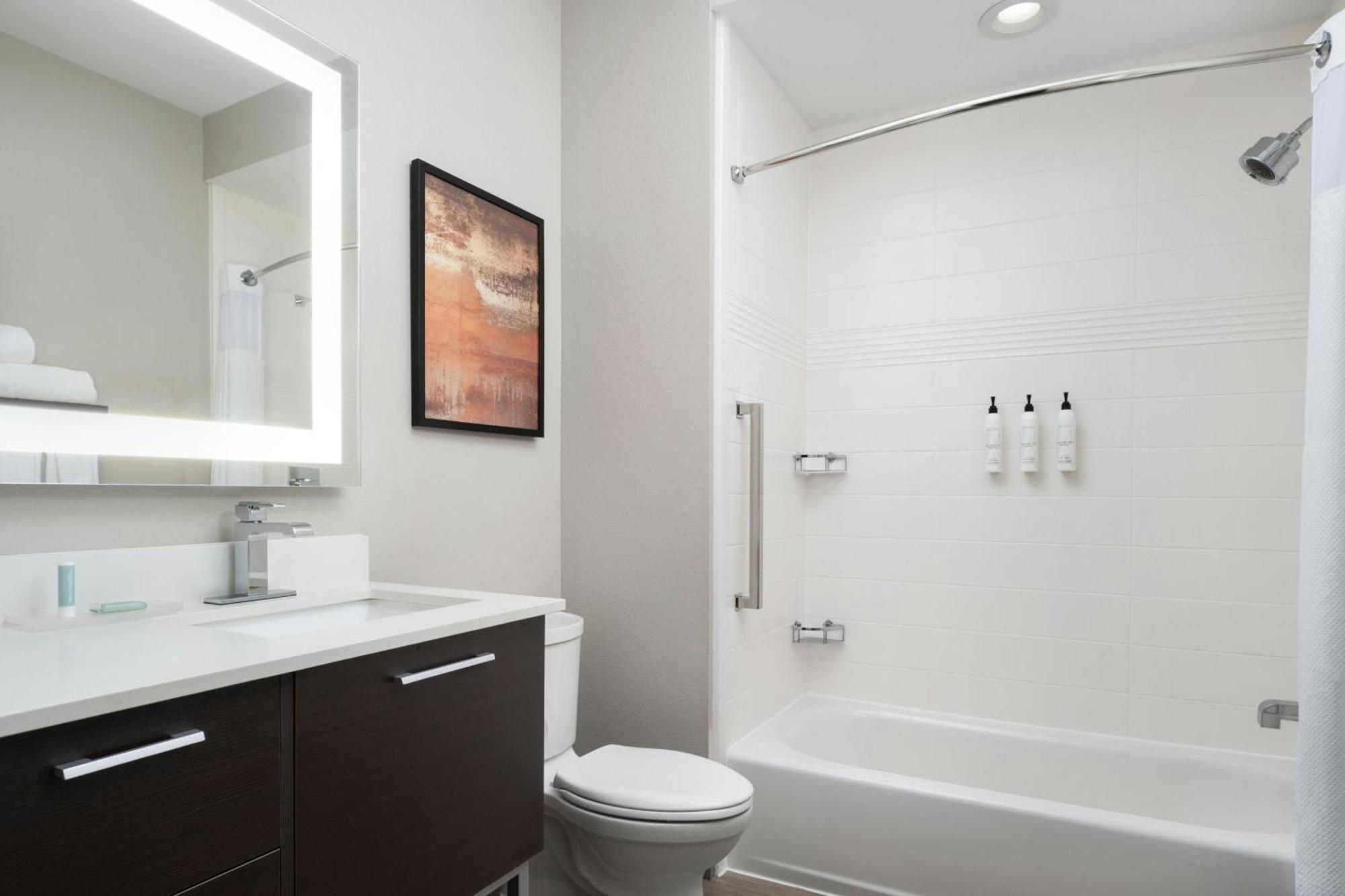 Towneplace Suites By Marriott Houston Hobby Airport Exteriör bild