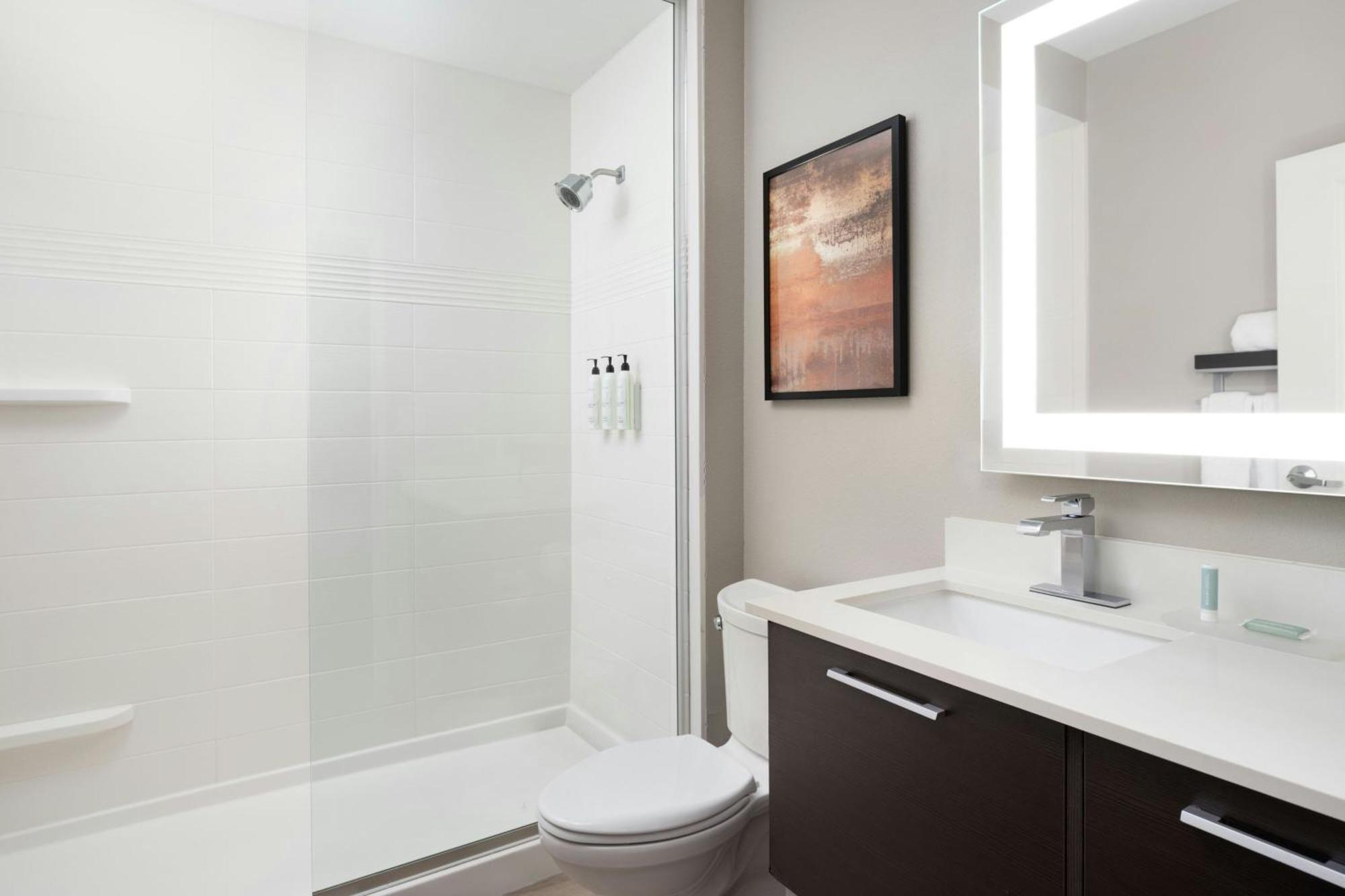 Towneplace Suites By Marriott Houston Hobby Airport Exteriör bild