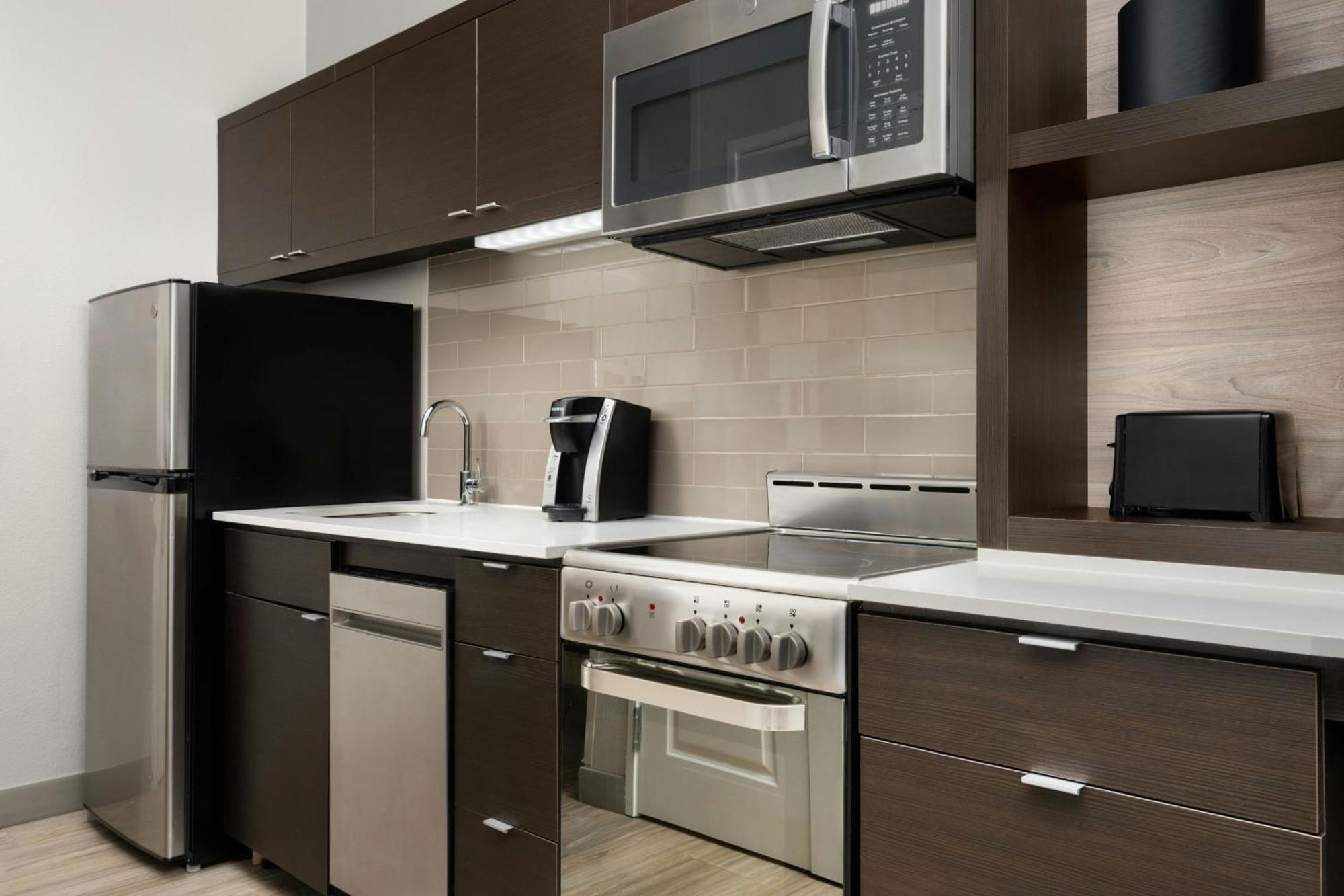 Towneplace Suites By Marriott Houston Hobby Airport Exteriör bild